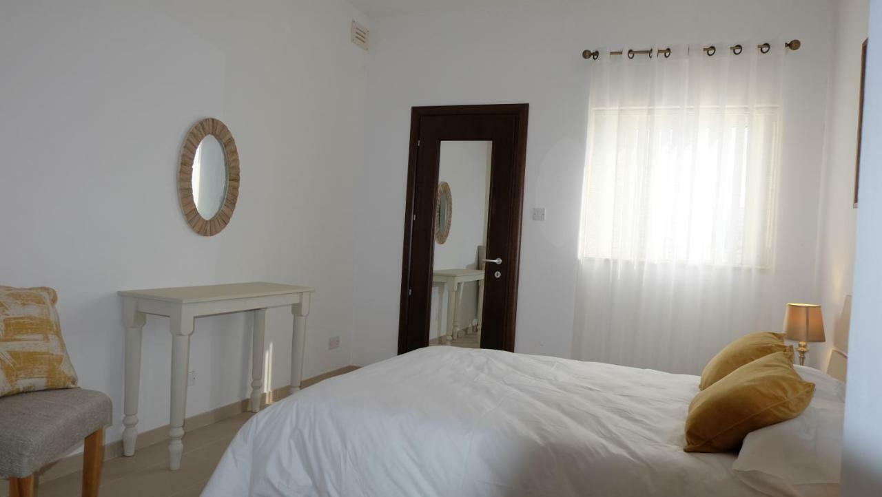 The Apartment 3 Hal Ghaxiak Exterior photo